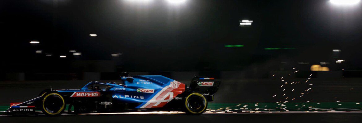 Alonso rompe siete años de sequía y vuelve al podio con un tercer puesto en el GP de Qatar de F1