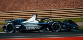 Mercedes revela pintura do carro para última temporada no grid da Fórmula E