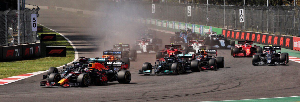 Verstappen passa os Mercedes na largada e vence o GP do México de F1