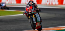 Corsi surpreende e marca primeira pole position desde 2012 na Moto2