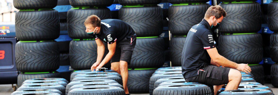 F1: Hinchcliffe rebate preocupação de Hamilton com banimento dos cobertores de pneus