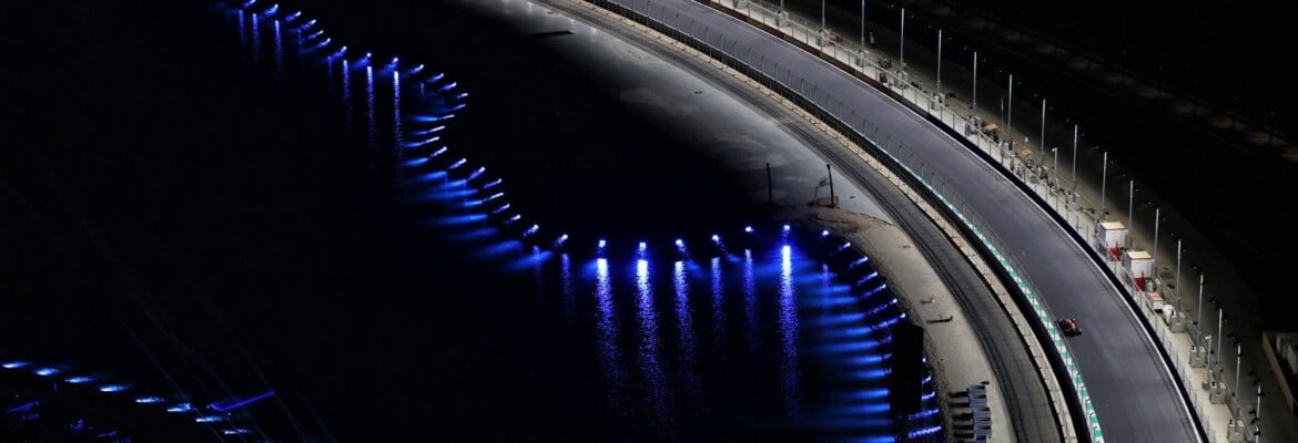Mais visibilidade e velocidade devido a novas mudanças na pista da Arábia Saudita Mais visibilidade e velocidade devido a novas mudanças na pista da Arábia Saudita