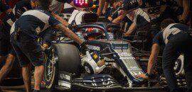 Gasly e Tsunoda em ação com a AlphaTauri F1 em Ímola