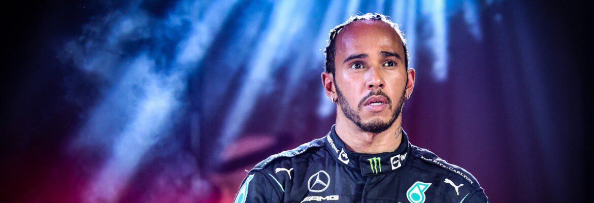 Jordan diz que Hamilton se deixou afetar por Verstappen: “Tem sido bonzinho demais”