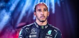 Jordan diz que Hamilton se deixou afetar por Verstappen: “Tem sido bonzinho demais”