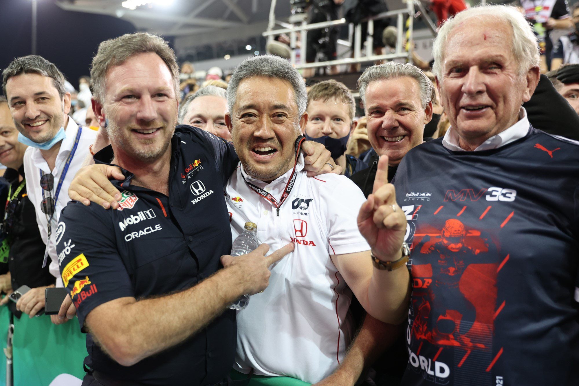 Christian Horner, Masashi Yamamoto e Helmut Marko, Campeão, GP de Abu Dhabi, Yas Marina, F1 2021