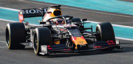Novo carro da Red Bull F1 é mais rápido no simulador do que o de 2021, afirma jornal