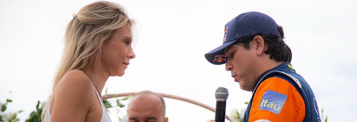 Cacá Bueno renova votos de casamento no autódromo