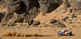 Al-Attiyah vence especial marcada por problemas de Peterhansel e Sainz