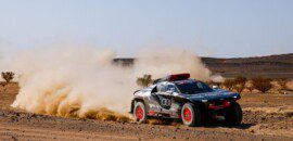 Sainz fatura especial e Al-Attiyah se aproxima de vitória no Dakar