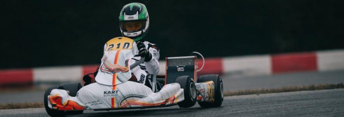 Matheus Ferreira crava a pole position no WSK Super Master na Itália