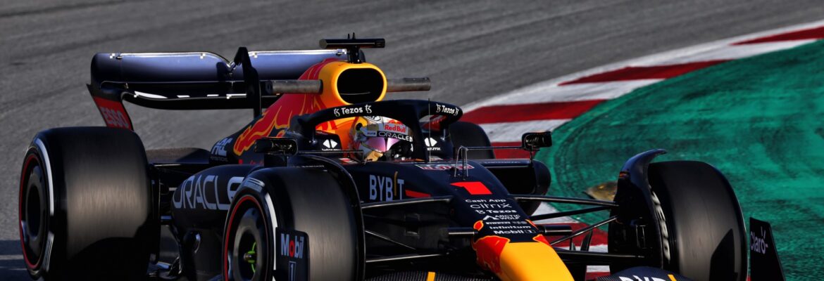 “Parece pesado em combustível”, afirma ex-piloto sobre carro de Verstappen nos testes da F1