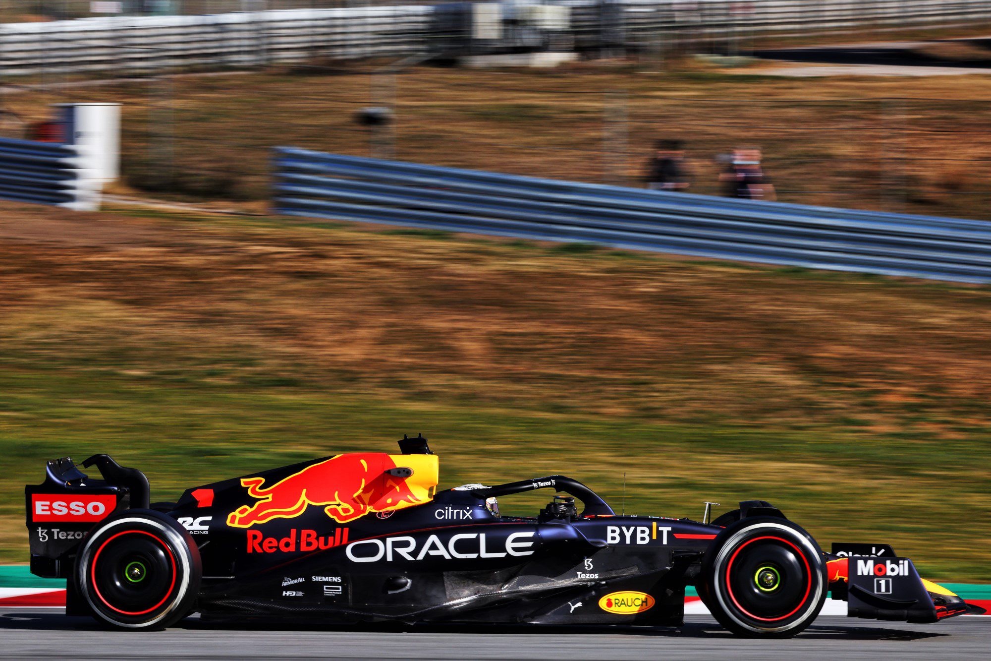 Leclerc foi o mais rápido na manhã do 1º dia de testes da F1 em Barcelona. Verstappen o mais produtivo Leclerc foi o mais rápido na manhã do 1º dia de testes da F1 em Barcelona. Verstappen o mais produtivo