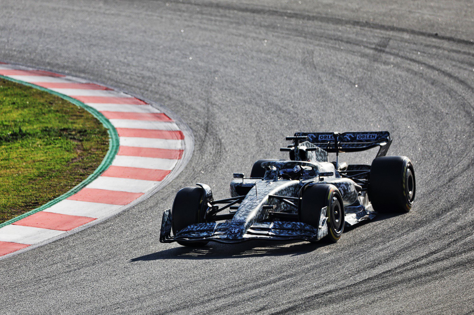 Galeria: imagens exclusivas da manhã do 2º dia de testes da F1 2022, em Barcelona Galeria: imagens exclusivas da manhã do 2º dia de testes da F1 2022, em Barcelona