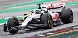 A escolha de um novo piloto dirá muito sobre o futuro da Haas na F1, afirma jornalista