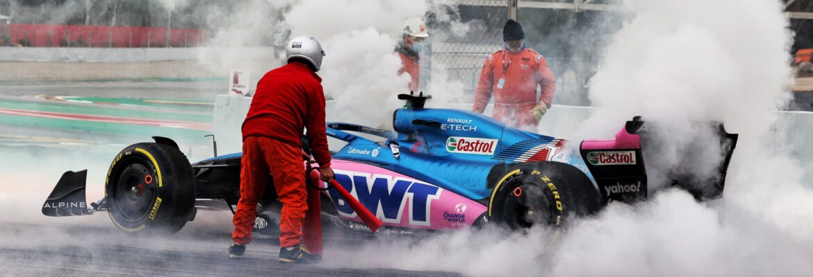 Teste da Alpine F1 termina com apenas 12 voltas após incêndio no carro