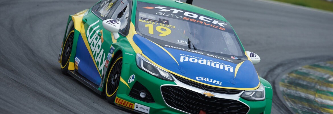 Massa larga em décimo e Campos parte da sexta posição do grid