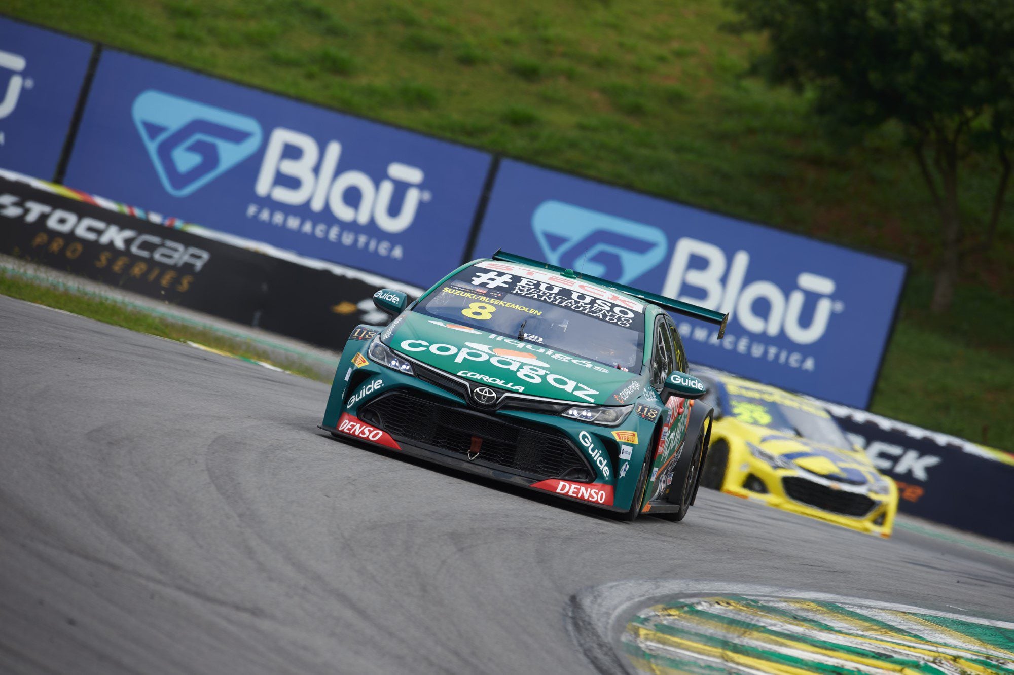 Galeria: confira as imagens deste sábado da Stock Car em Interlagos Rafael Suzuki e Jeroen Bleekemolen, Stock Car