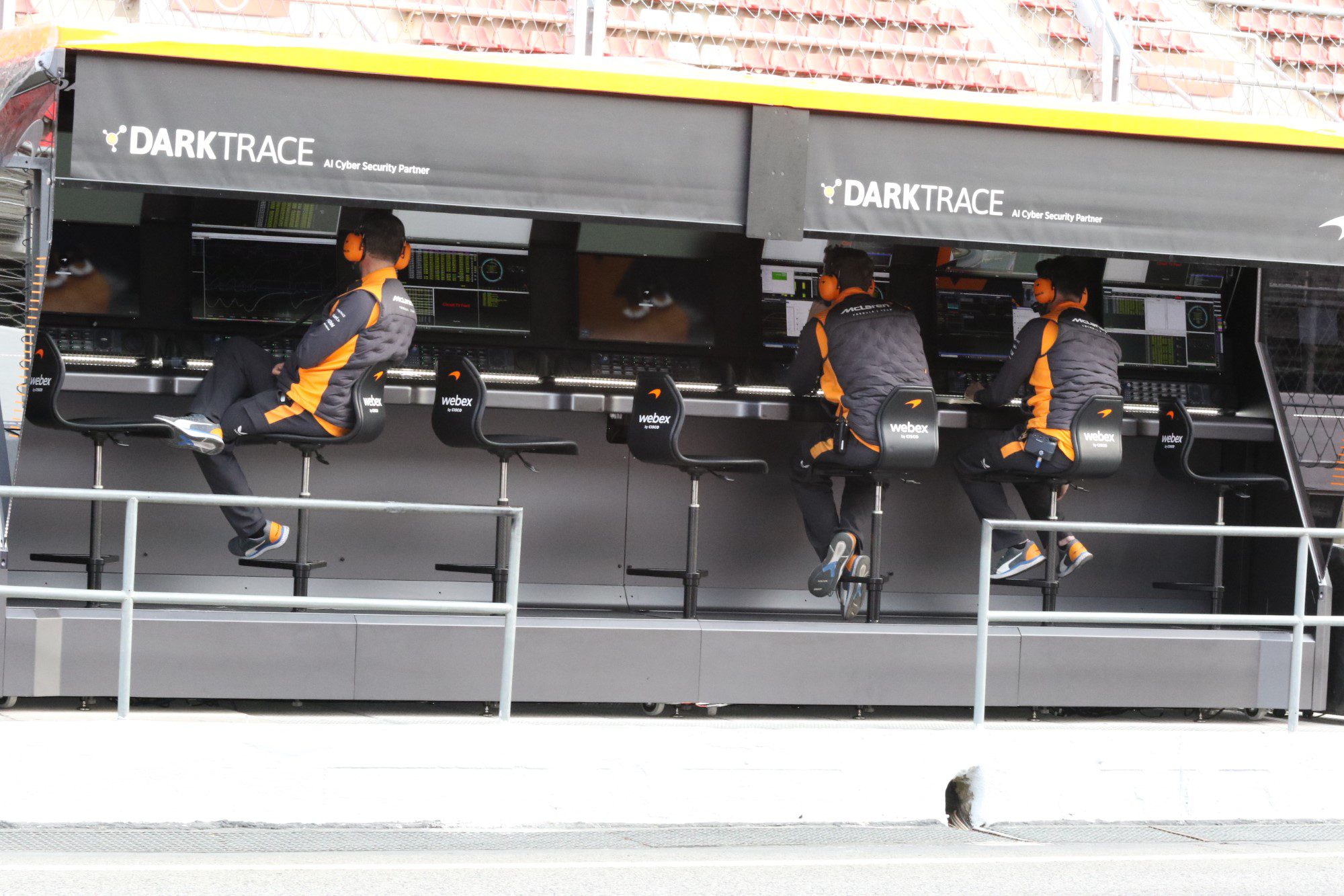 Galeria: os bastidores do 2º dia dos testes da F1 pelas lentes de Jorge Sá Bastidores, Dia 2, Pré-temporada F1 2022, Barcelona