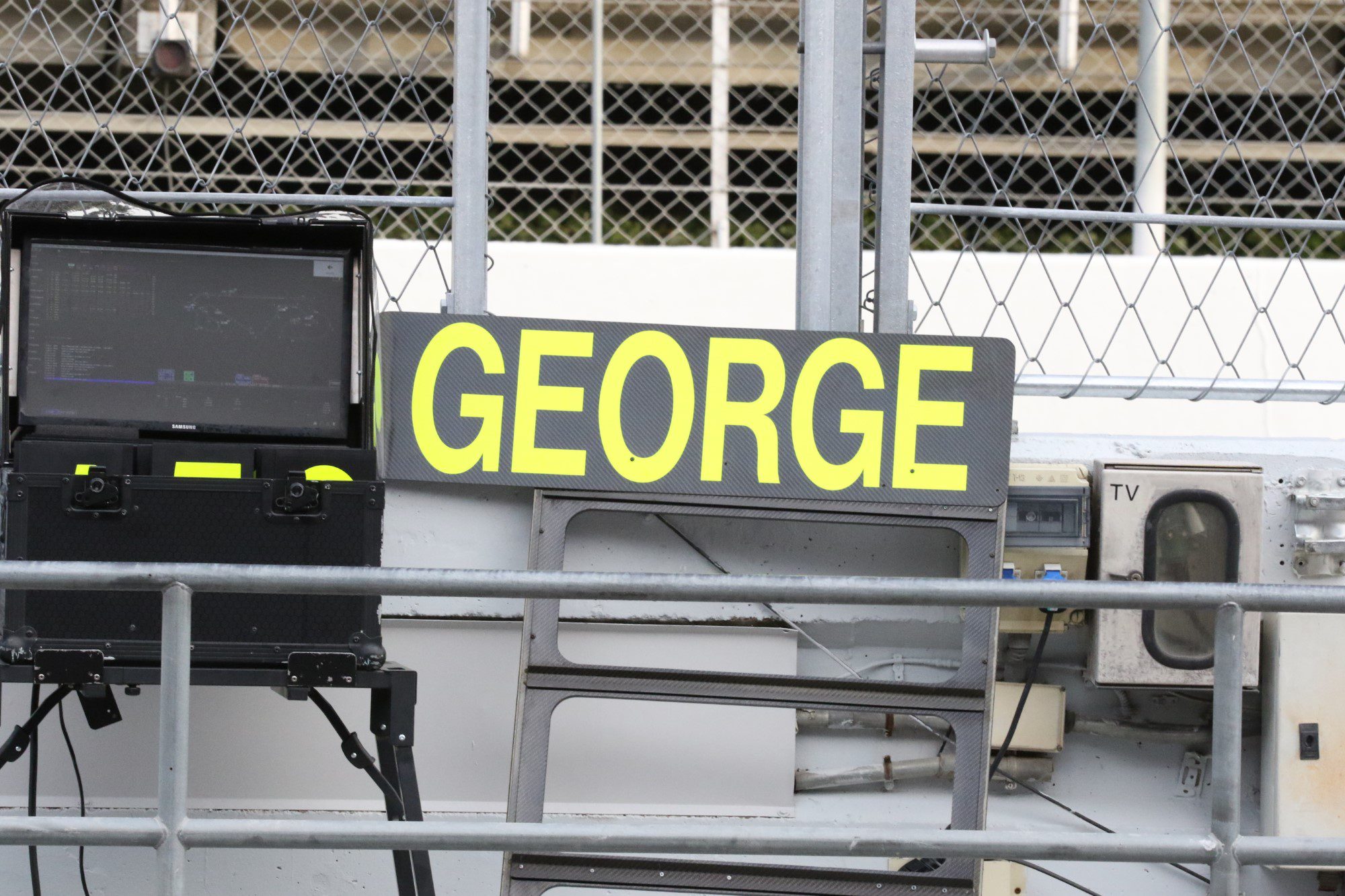 Galeria: os bastidores do 2º dia dos testes da F1 pelas lentes de Jorge Sá Bastidores, Dia 2, Pré-temporada F1 2022, Barcelona