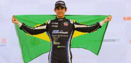 Kiko Porto é premiado com o Capacete de Ouro por título na USF2000