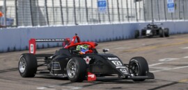 Denmark vence primeira corrida da USF2000 em São Petersburgo