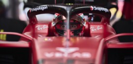 Sainz inicia dia de filmagem da Ferrari com o F1-75 em Barcelona, veja o vídeo