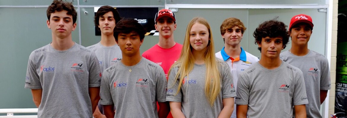 Jovens da Associação de Pilotos da F4 tem semanas repletas de testes em fórmulas