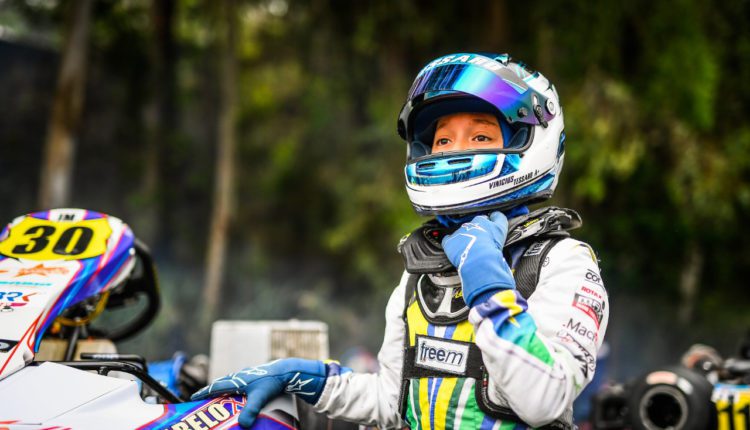 Jovens da Associação de Pilotos da F4 tem semanas repletas de testes em fórmulas