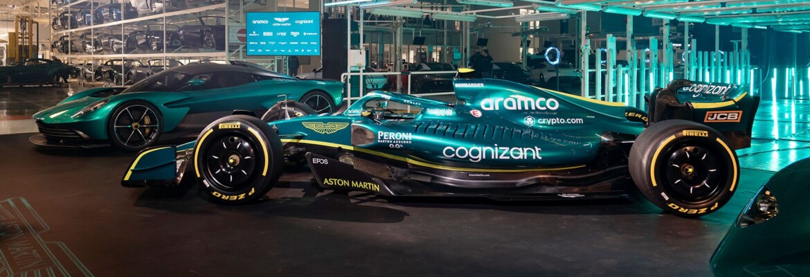 Galeria: confira as imagens do Aston Martin AMR22 para a F1 2022