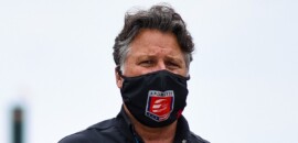 Andretti dispara e critica chefe da Mercedes: “Tem muita influência na F1”