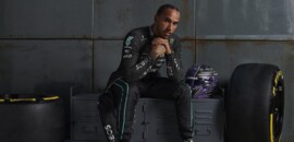 Hamilton diz que optou pela família e esqueceu a F1 nas férias