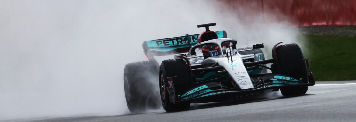 Clima chuvoso no shakedown da Mercedes mascarou o porpoising