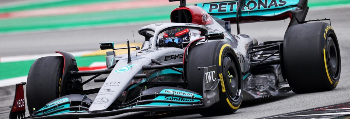 Mercedes faz melhor tempo dos testes em manhã marcada por cinco bandeiras vermelhas Mercedes faz melhor tempo dos testes em manhã marcada por cinco bandeiras vermelhas