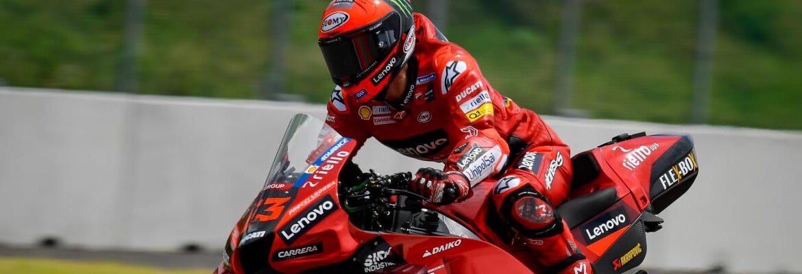 Bagnaia não se vê como favorito para título da MotoGP após testes