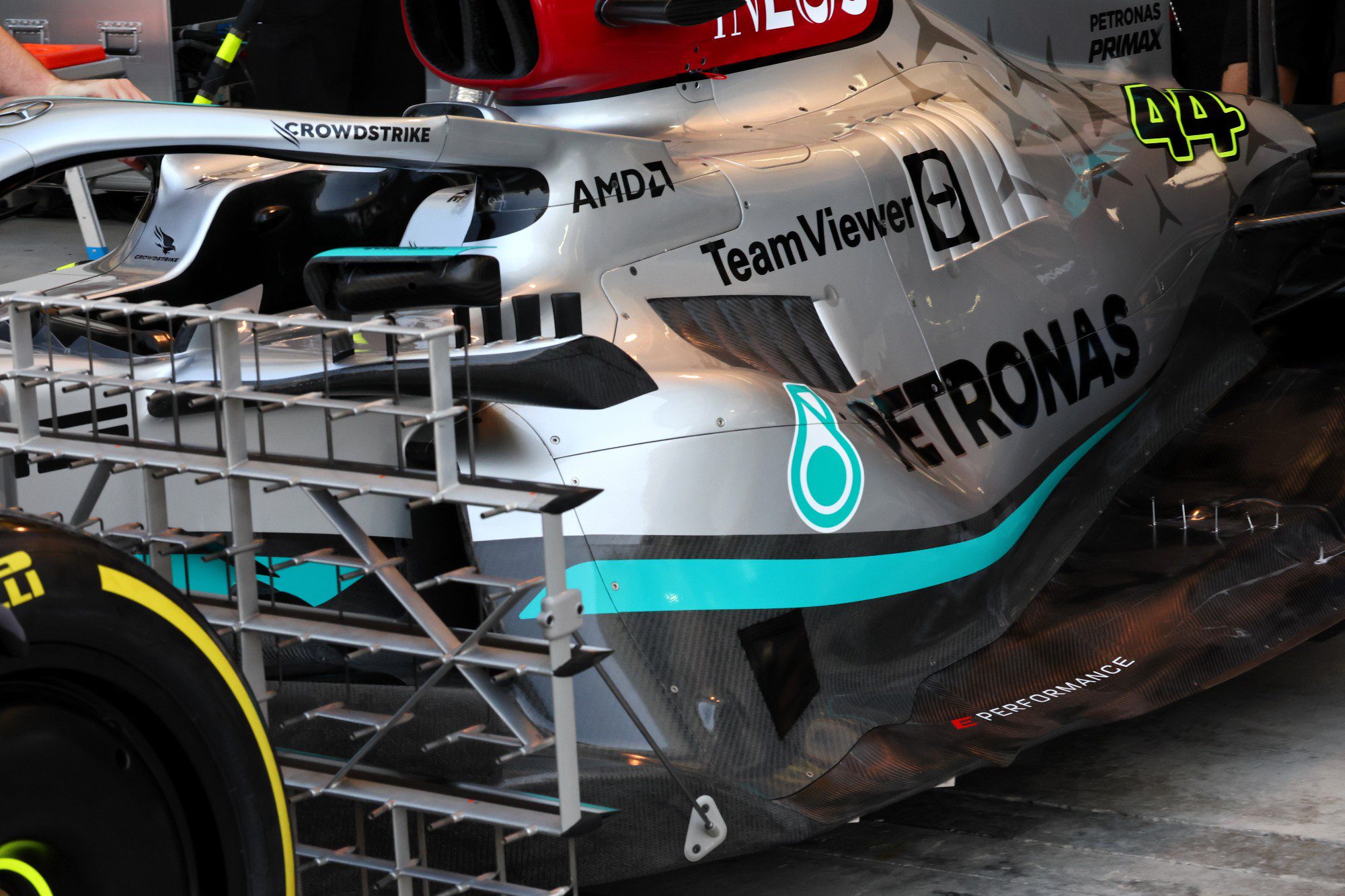 Fotos: Mercedes traz design radical do sipepod para os testes da F1 no Bahrein Mercedes W33, sidepods, F1 2022