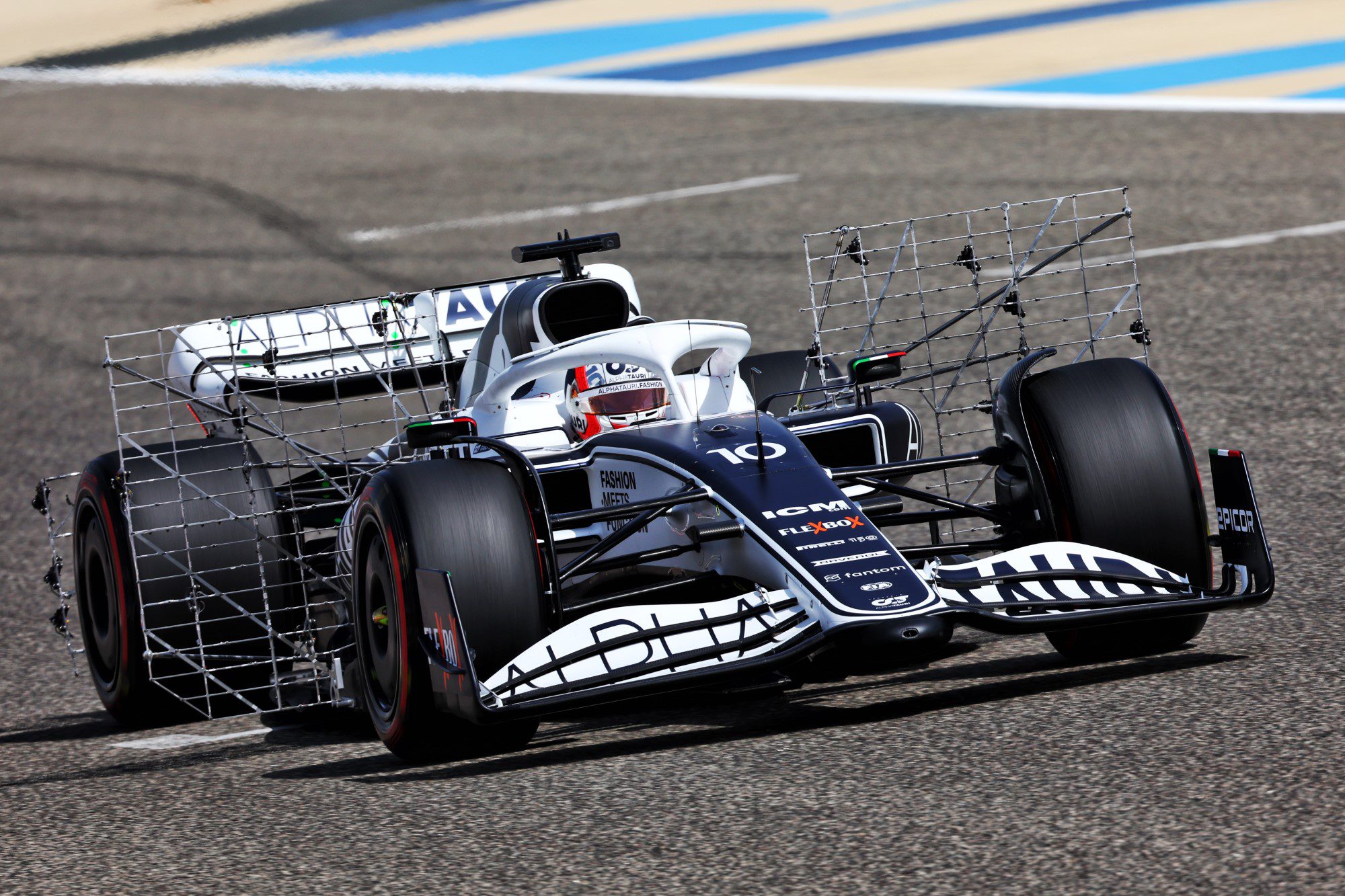 Galeria: confira as fotos do primeiro dia dos testes da F1 no Bahrein