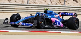 Ocon é o mais rápido na manhã do 2º dia no Bahrein. Williams e Aston Martin com problemas