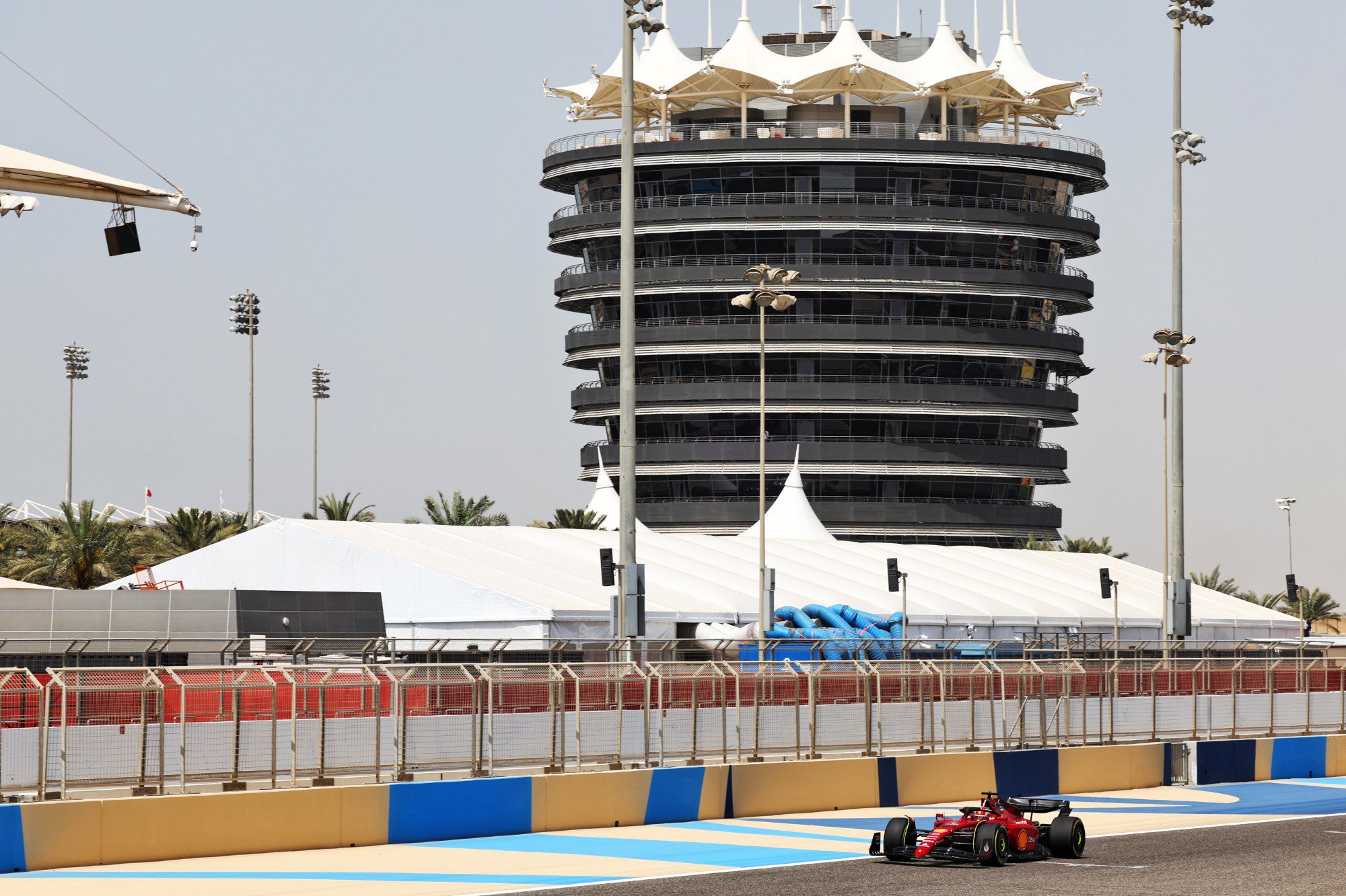Charles Leclerc, Ferrari, Testes no Bahrein, Dia 1, F1 2022