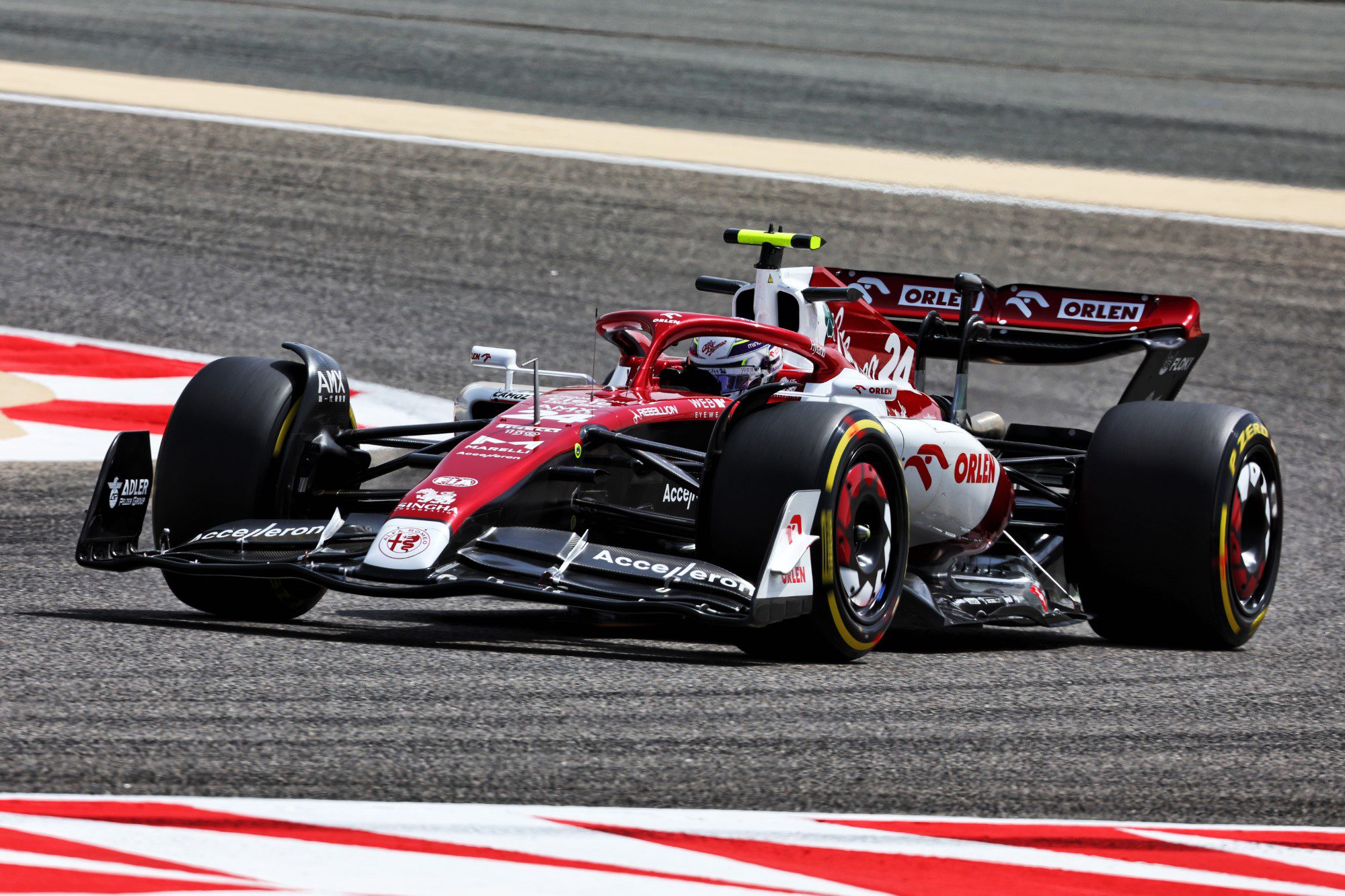 Galeria: confira as fotos do primeiro dia dos testes da F1 no Bahrein