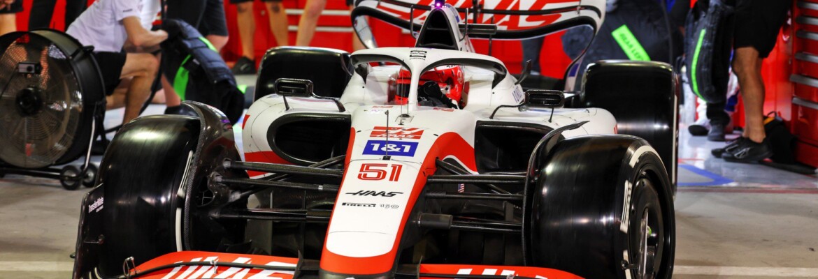 Galeria: confira as fotos do primeiro dia dos testes da F1 no Bahrein