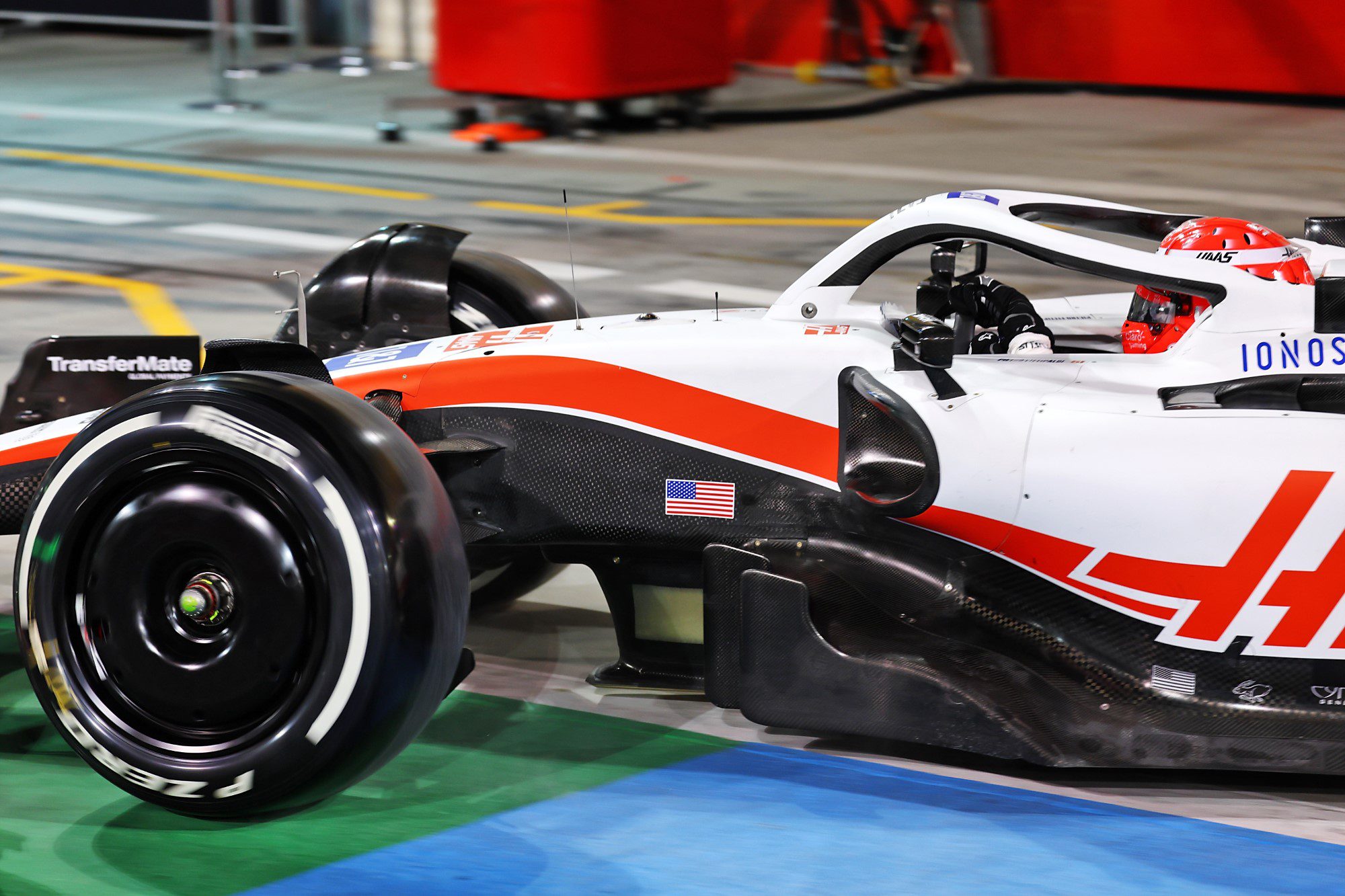 Galeria: confira as fotos do primeiro dia dos testes da F1 no Bahrein