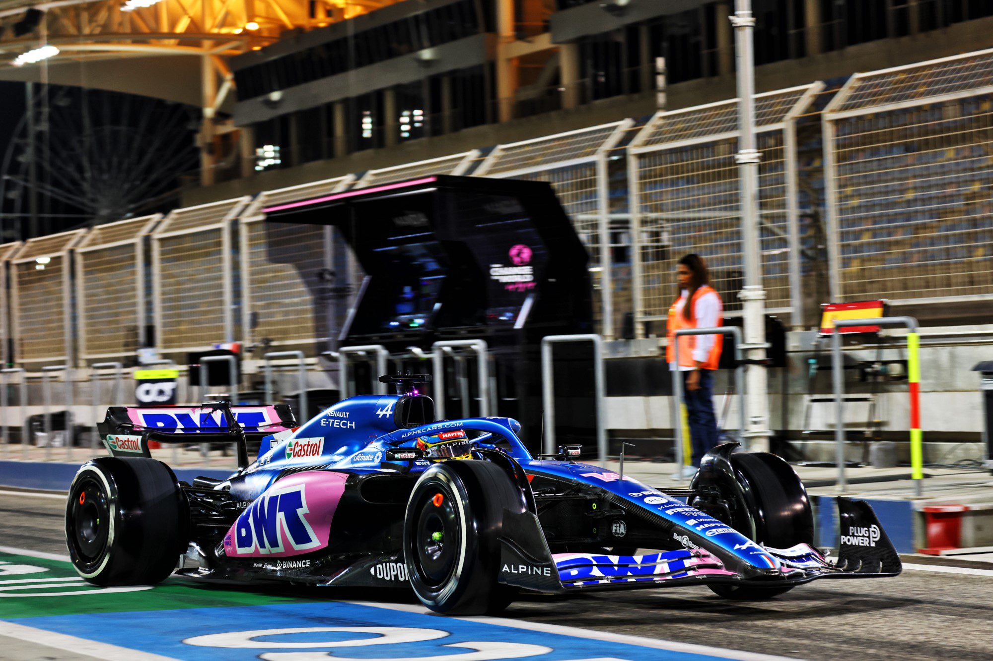 Galeria: confira as fotos do primeiro dia dos testes da F1 no Bahrein