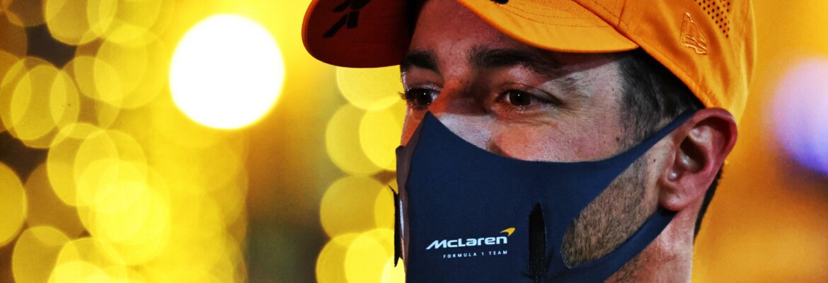 Ricciardo vê progresso: “O trabalho duro está começando a dar frutos” Ricciardo vê progresso: “O trabalho duro está começando a dar frutos”