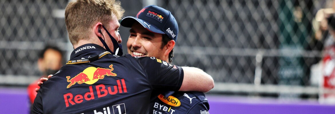 Perez aceita bem o papel de segundo piloto na Red Bull F1, diz jornalista britânico Perez aceita bem o papel de segundo piloto na Red Bull F1, diz jornalista britânico