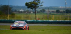 Barrichello conquista pole position da Stock Car em Goiânia