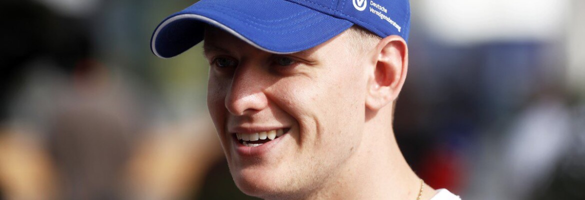 Ocon diz que gostaria de ter Schumacher como companheiro de equipe na Alpine F1 em 2023