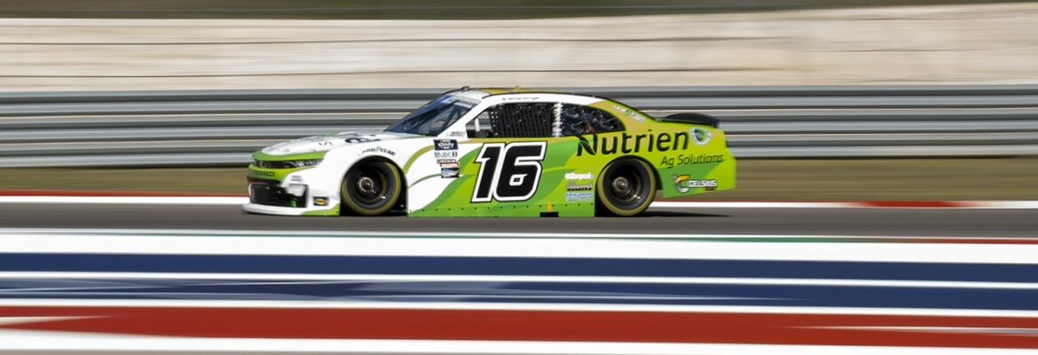 Allmendinger vence em Austin, e Paludo conquista top-10 no retorno à Nascar Xfinity