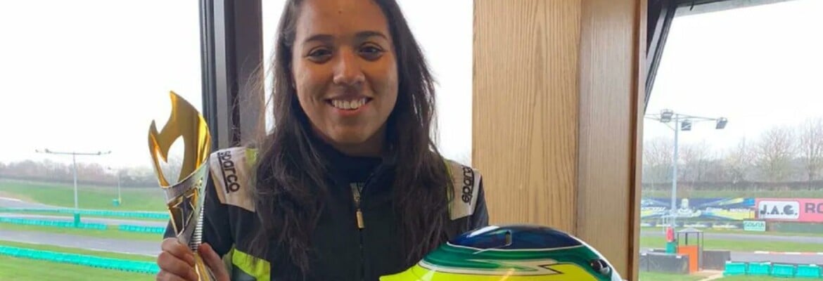 Natalia Xavier avança de fase em seletiva para vaga na Fórmula Woman Natalia Xavier avança de fase em seletiva para vaga na Fórmula Woman