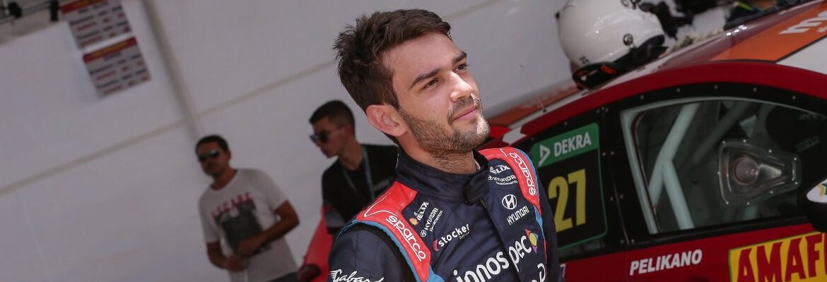 Enzo Gianfratti testa Cupra Leon do TCR South America no Velocitta